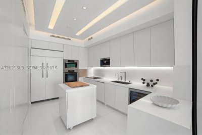 Aluguel de apartamento no Continuum II North 2903