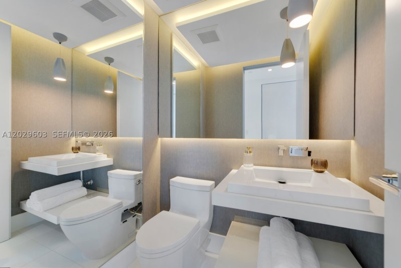 Alquiler de apartamento en Continuum II North 2903