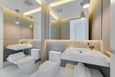 Aluguel de apartamento no Continuum II North 2903