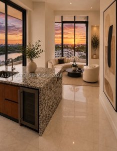 Comprar apartamento no Una Residences at Brickell 1503