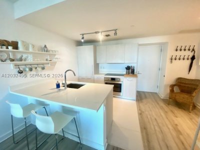 Comprar apartamento no Paraiso Bayviews 802
