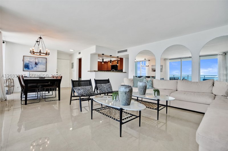 Condo for sale at Parker Plaza Estates 821