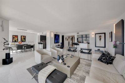 Comprar apartamento no Peninsula I 1806