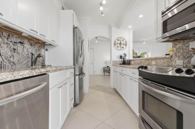 Alquiler de apartamento en Embassy Towers 10c