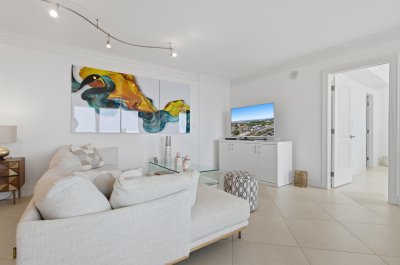 Alquiler de apartamento en Embassy Towers 10c