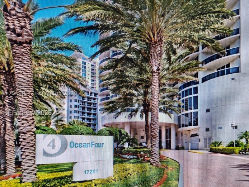 Condo for sale at Ocean Four 1508