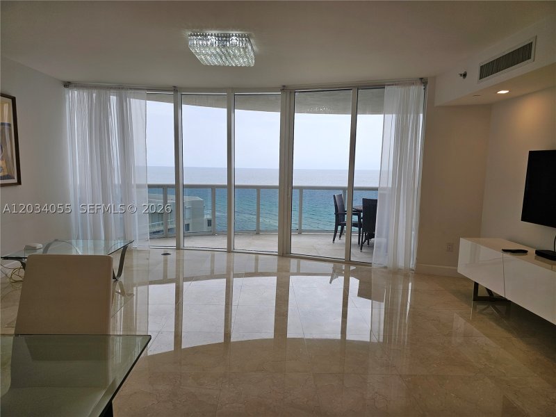 Condo for sale at Ocean Four 1508
