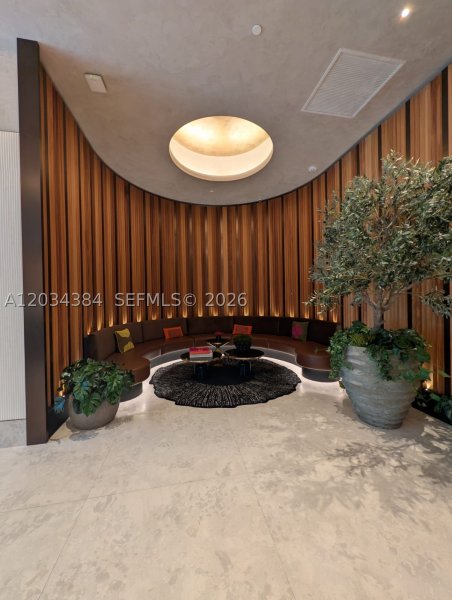 Alquiler de apartamento en E11EVEN Hotel & Residences 2208