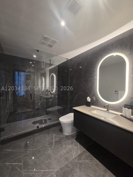 Alquiler de apartamento en E11EVEN Hotel & Residences 2208