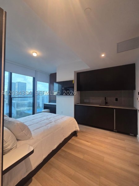 Alquiler de apartamento en E11EVEN Hotel & Residences 2208