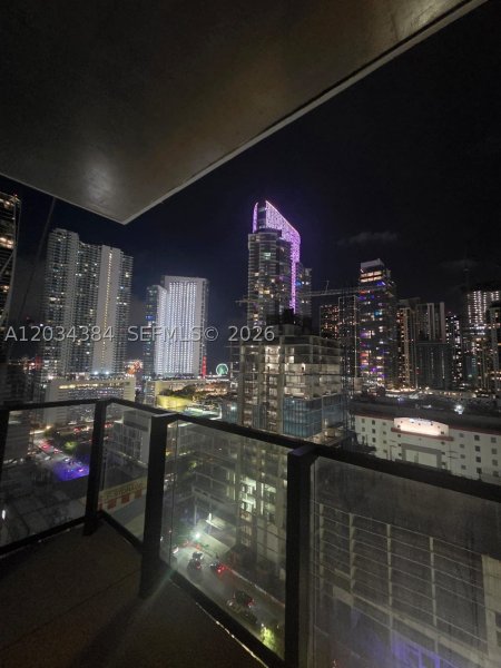 Alquiler de apartamento en E11EVEN Hotel & Residences 2208