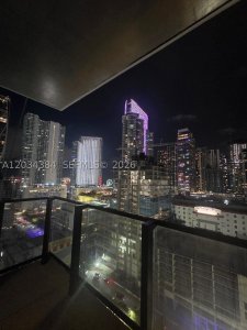 Aluguel de apartamento no E11EVEN Hotel & Residences 2208