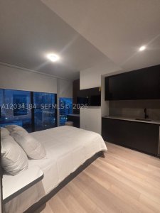Aluguel de apartamento no E11EVEN Hotel & Residences 2208