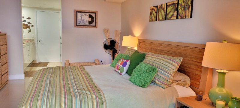 Condo for sale at Beach Club One 3806