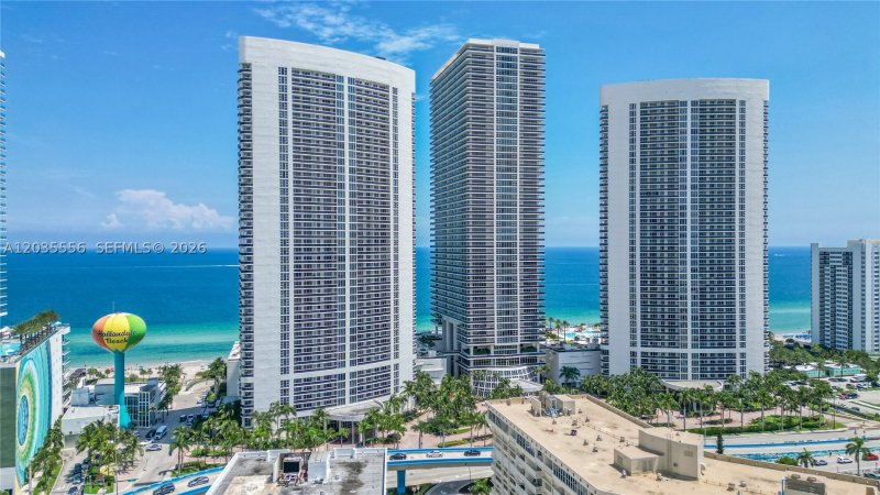 Condo for sale at Beach Club Two 4511