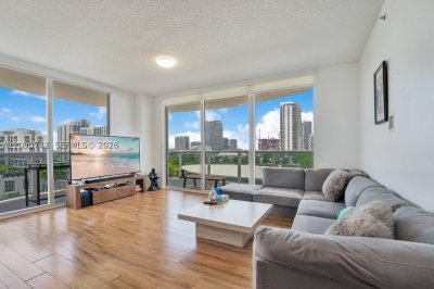 23 Biscayne Bay Apt #1406