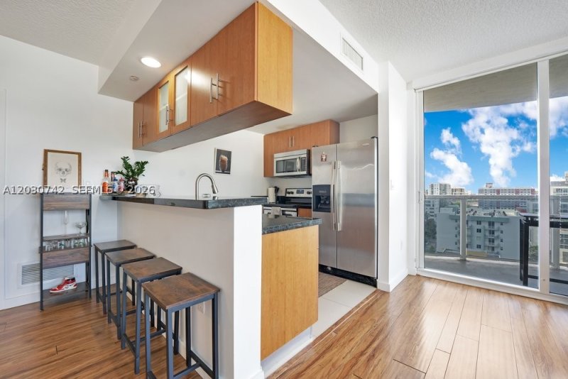 Apartment for rent at 23 Biscayne Bay 1406