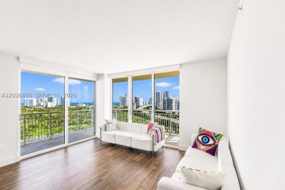 Comprar apartamento en Turnberry On The Green 1903