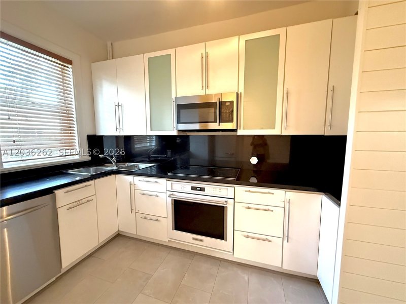Condo for sale at The Manhattan Condo Lofts 108