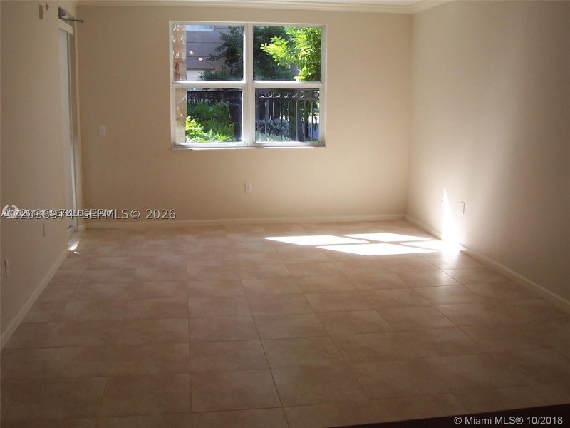 Alquiler de apartamento en Porto Bellagio 3113