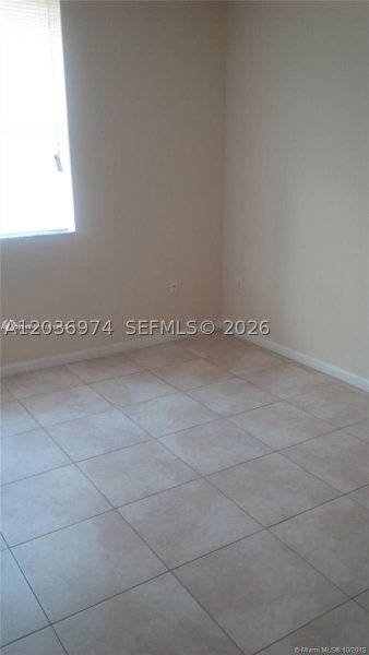 Alquiler de apartamento en Porto Bellagio 3113