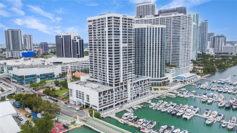 Condo for sale at The Venetia 17E