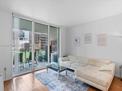Comprar apartamento en The Plaza Tower I 501
