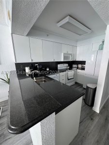 Property photo # 4