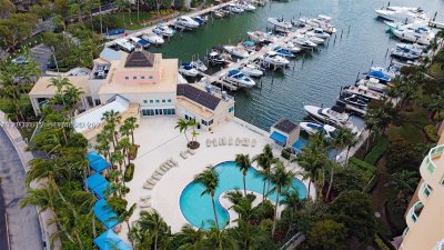 Aluguel de apartamento no Aventura Marina 1101