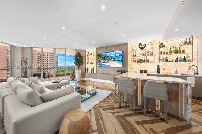 Aluguel de apartamento no The Gables Club 11F