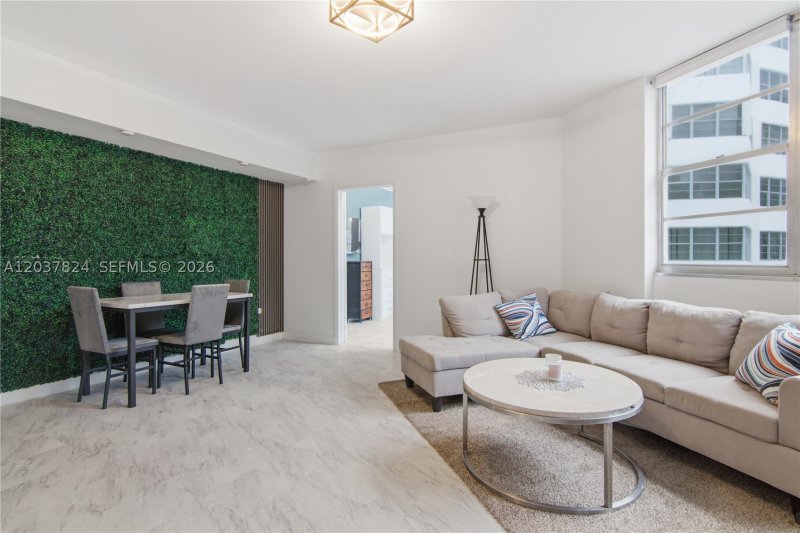 Apartment for rent at Four Ambassadors 764