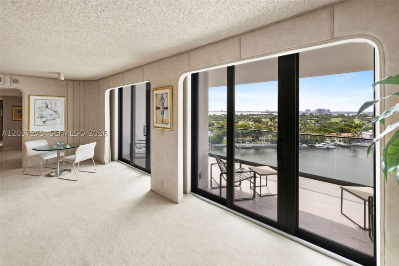 Condo for sale at Tower House 1401