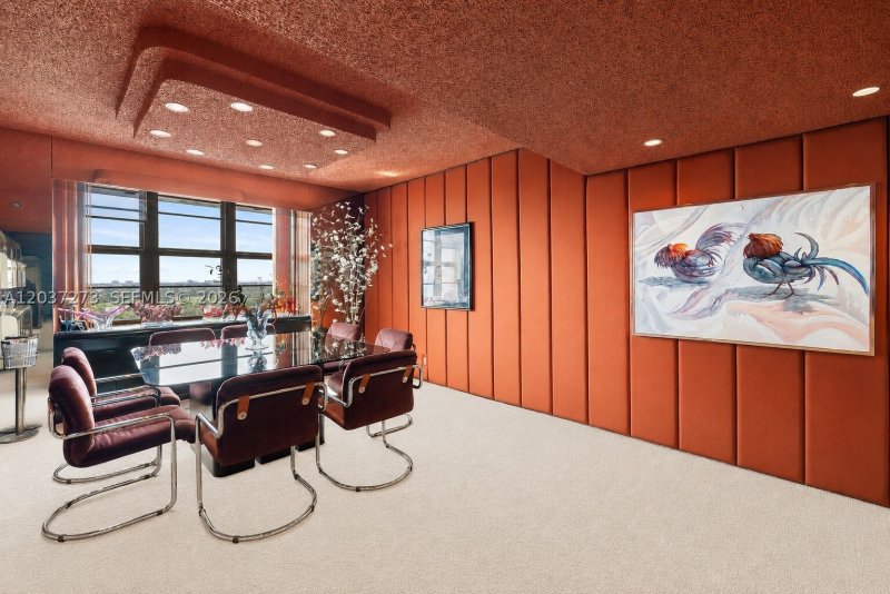 Condo for sale at Tower House 1401