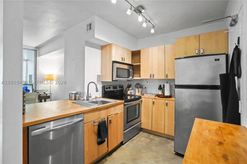 Comprar apartamento en Mirador North Tower 819