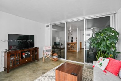 Comprar apartamento en Mirador North Tower 819