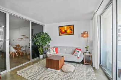 Comprar apartamento en Mirador North Tower 819