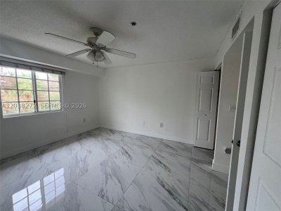Aluguel de apartamento no Aventi at Aventura 1601