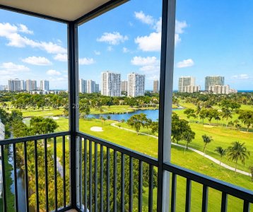 Comprar apartamento en Coronado I 1105