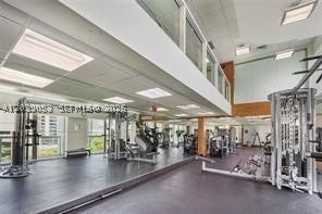 Aluguel de apartamento no Brickell on the River North 705