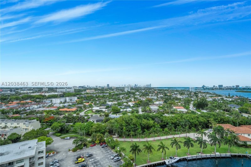 Condo for sale at The Cricket Club 1811