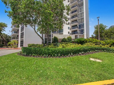 Alquiler de apartamento en Biscayne Cove 1807