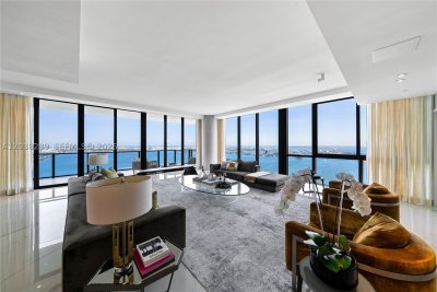 Comprar apartamento en One Paraiso PH5201