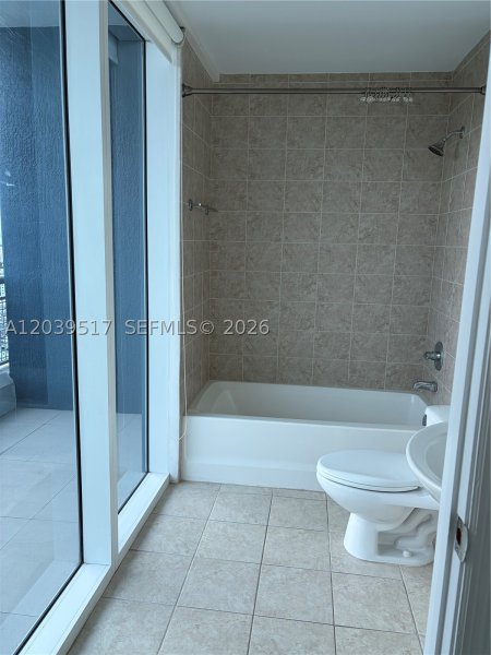 Apartment for rent at Infinity on Brickell 2819