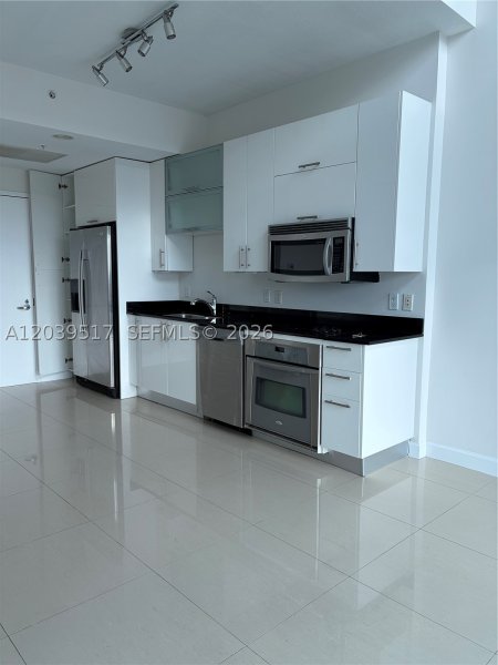 Apartment for rent at Infinity on Brickell 2819