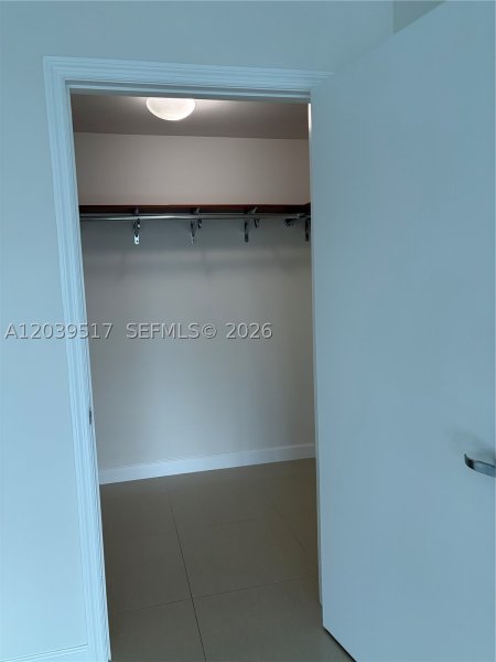 Apartment for rent at Infinity on Brickell 2819