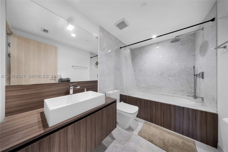 Comprar apartamento en Brickell Flatiron 4704