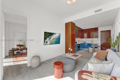 Comprar apartamento en MR. C Residences 1606