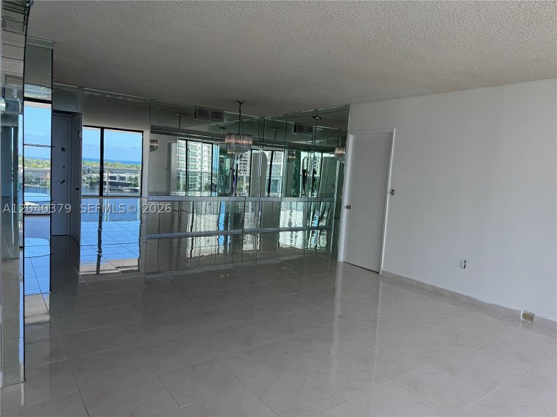 Condo for sale at Waterview 835