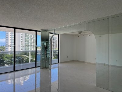 Comprar apartamento en Waterview 835