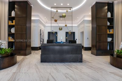 Aluguel de apartamento no Giralda Place 6C